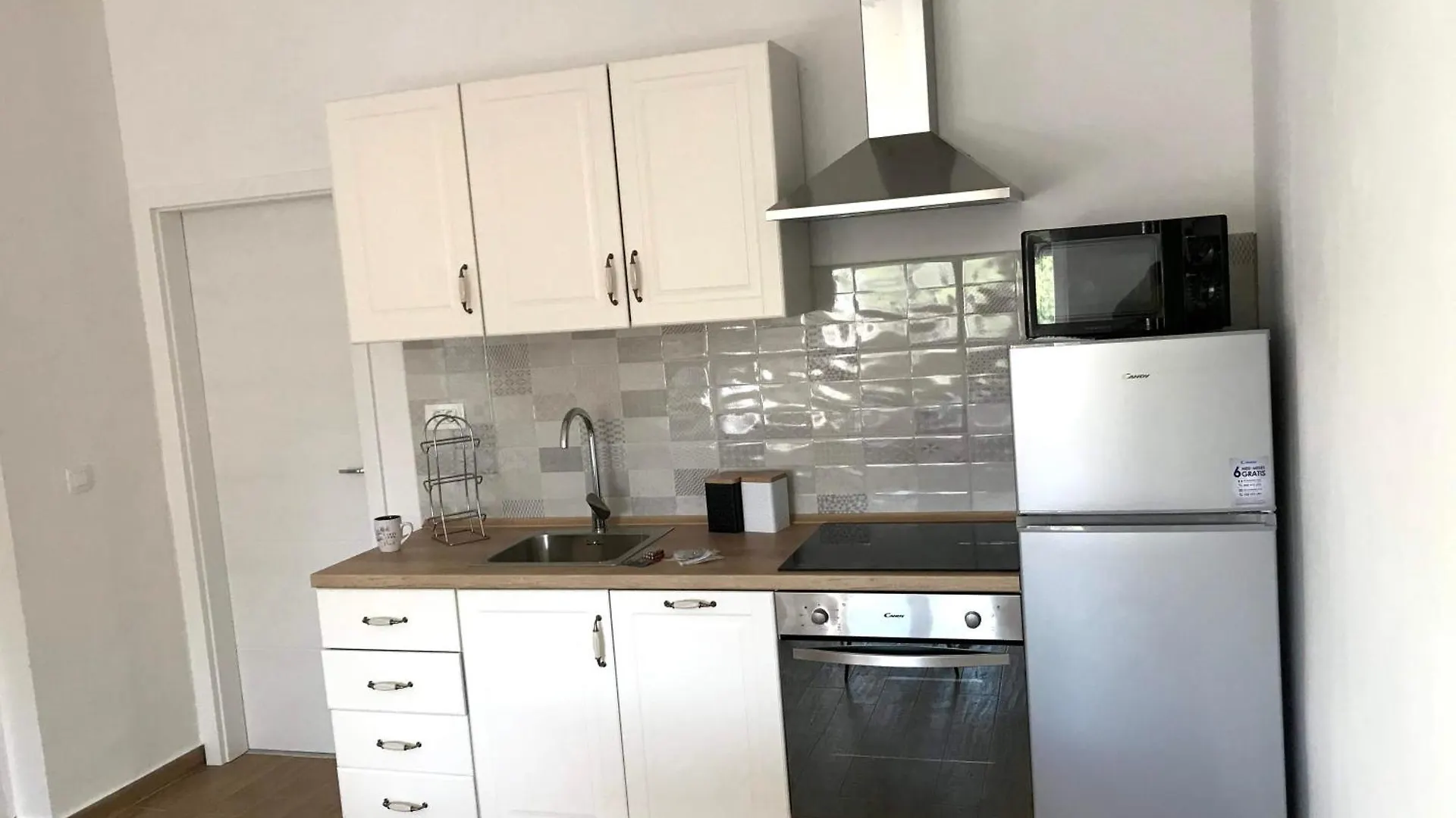 Holiday home Vacation House With Private Pool And Yard Kozino
