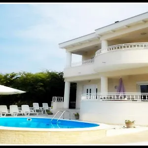  Apartament Bella By The Sea - Heated Pool, Jacuzzi, Sauna